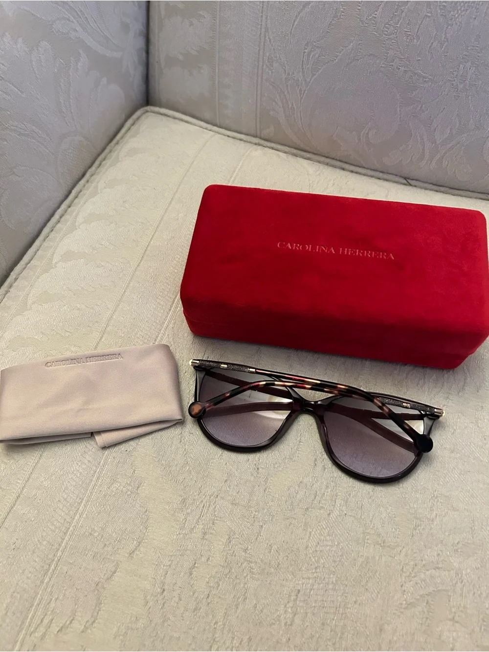 Carolina Herrera HER0189 Sunglasses 0T1W-QR - PLUM GOLD - Brown Sh Violet